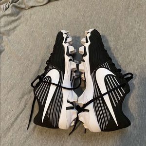 Black Nike softball cleats
